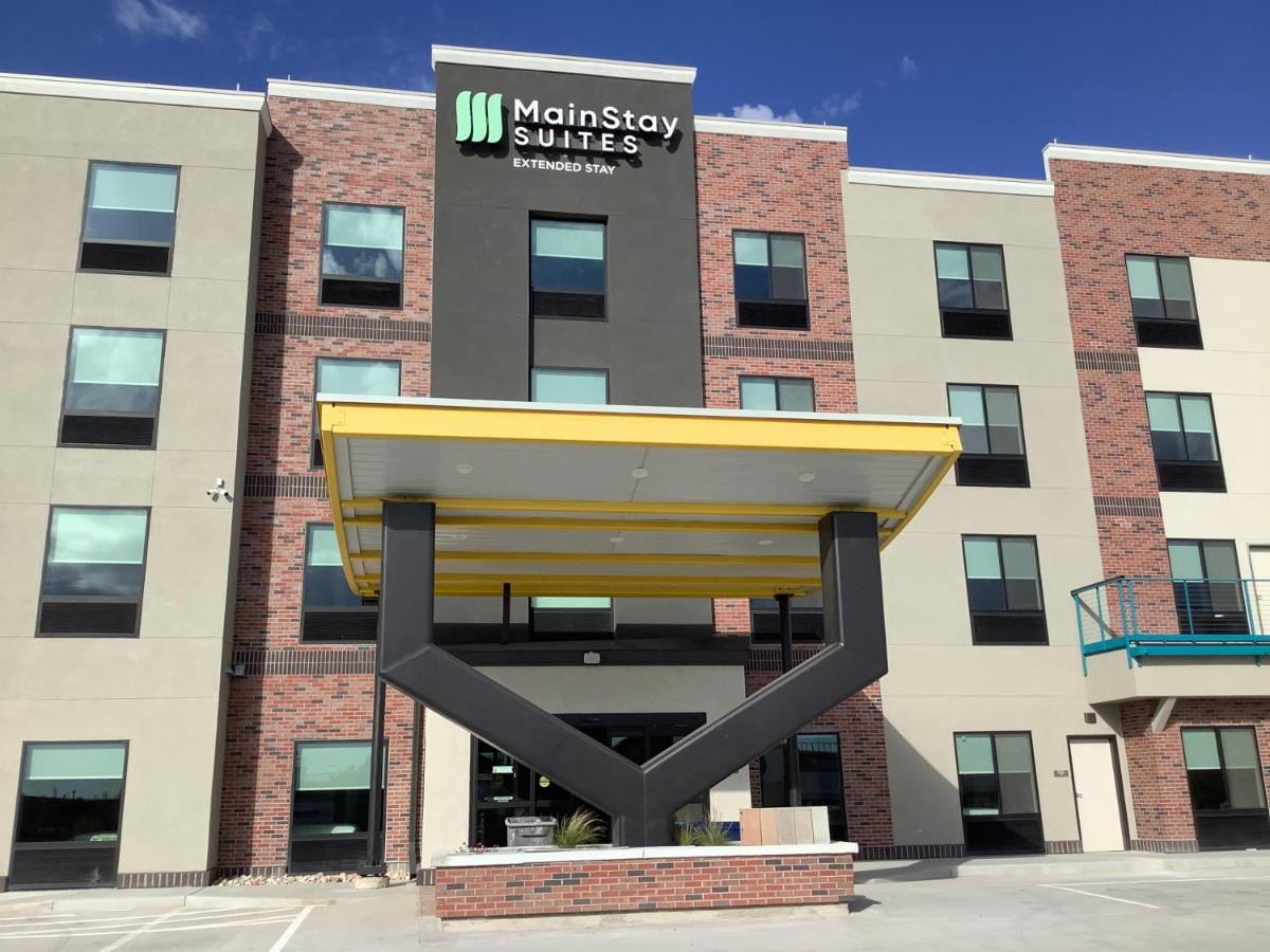Mainstay Suites Colorado Springs East - Medical Center Area Exterior photo