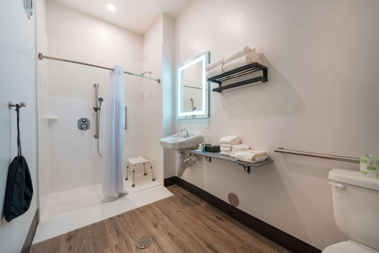 Mainstay Suites Colorado Springs East - Medical Center Area Exterior photo