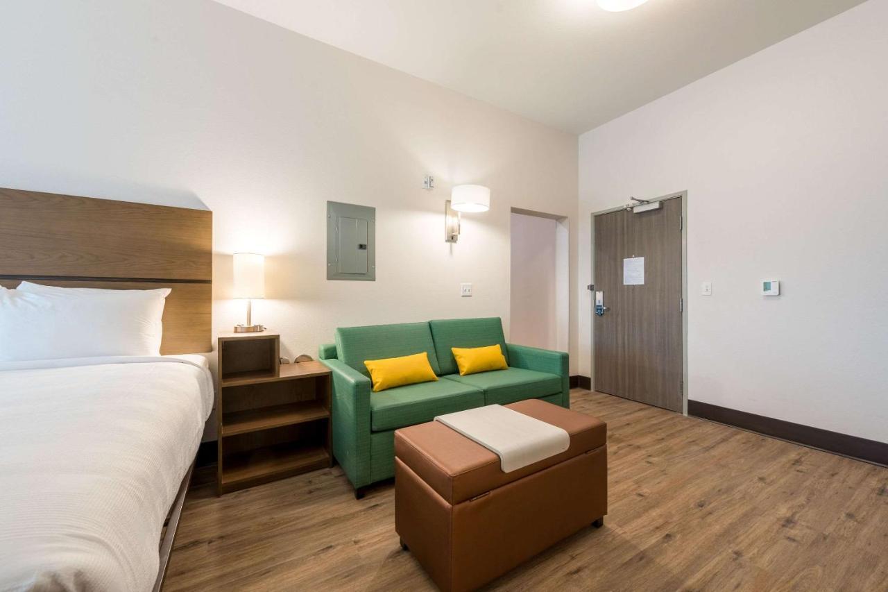 Mainstay Suites Colorado Springs East - Medical Center Area Exterior photo